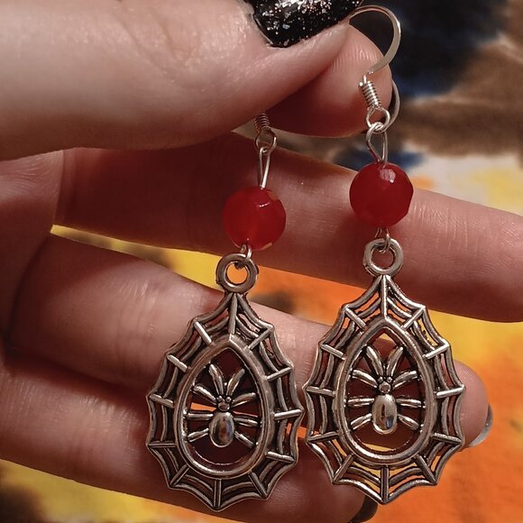 Handmade Spider Web Earrings - Picture 3 of 3
